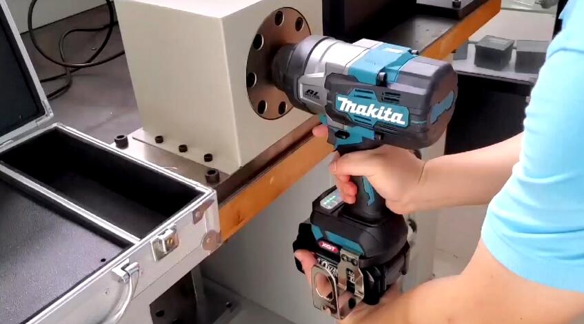 牧田(Makita)和品能(PN)相同扭力的兩把沖擊工具沖擊率對(duì)比